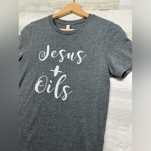 Jesus & Oils Graphic Tee Womens Small Essential DoTERRA Young Living‎